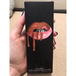 NEW Kylie Lip Kit - Dazzle